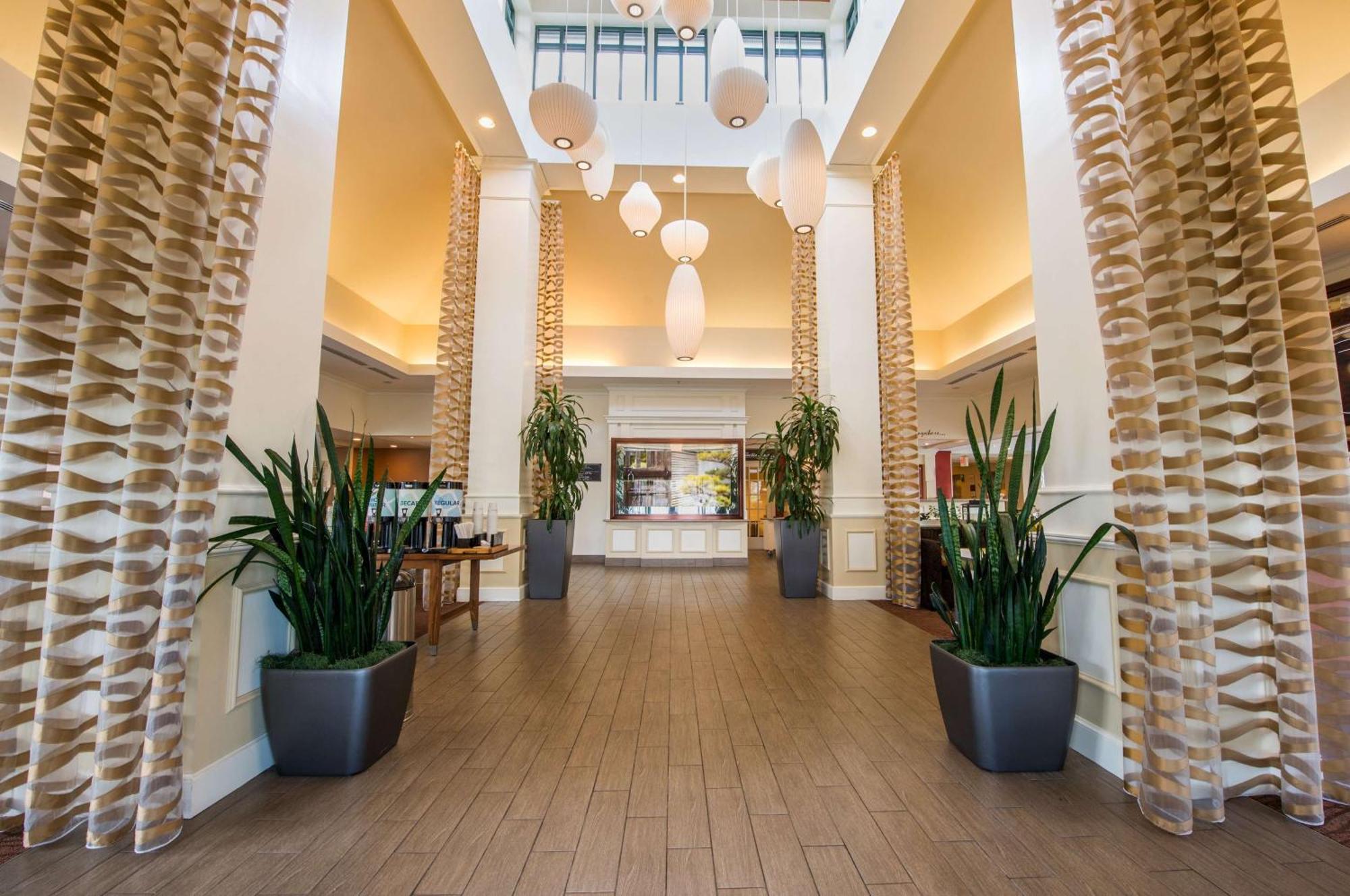 Hilton Garden Inn Fishkill Eksteriør billede