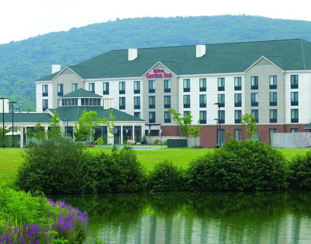 Hilton Garden Inn Fishkill Eksteriør billede